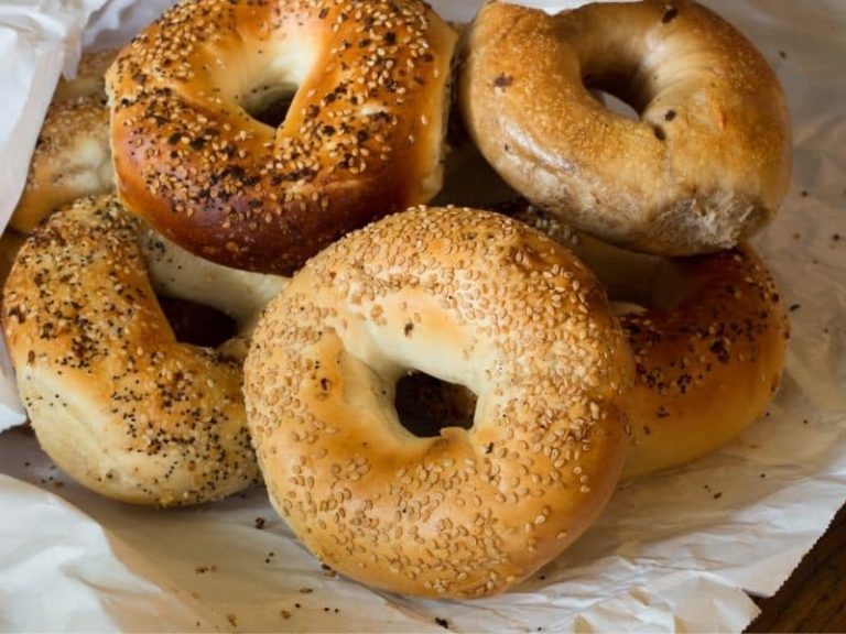 How To Defrost A Bagel Quickly? Easy Hacks