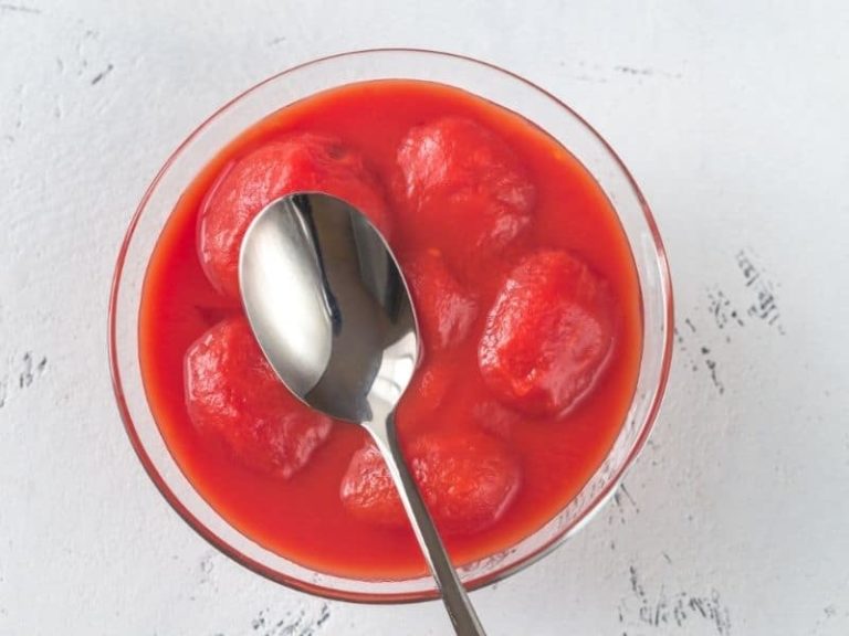 10 Yummy Substitutes for Canned Tomatoes