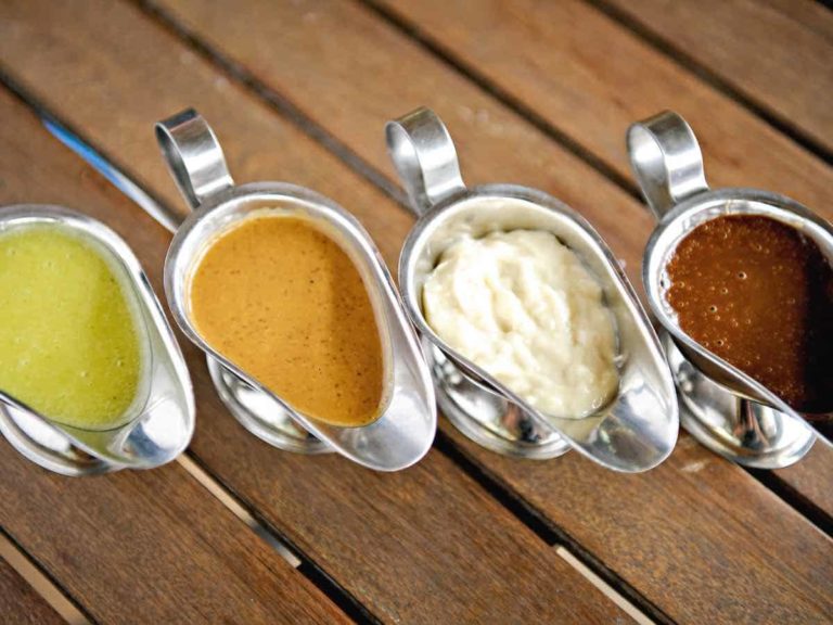 Difference Between Gravy, Jus, and Sauce