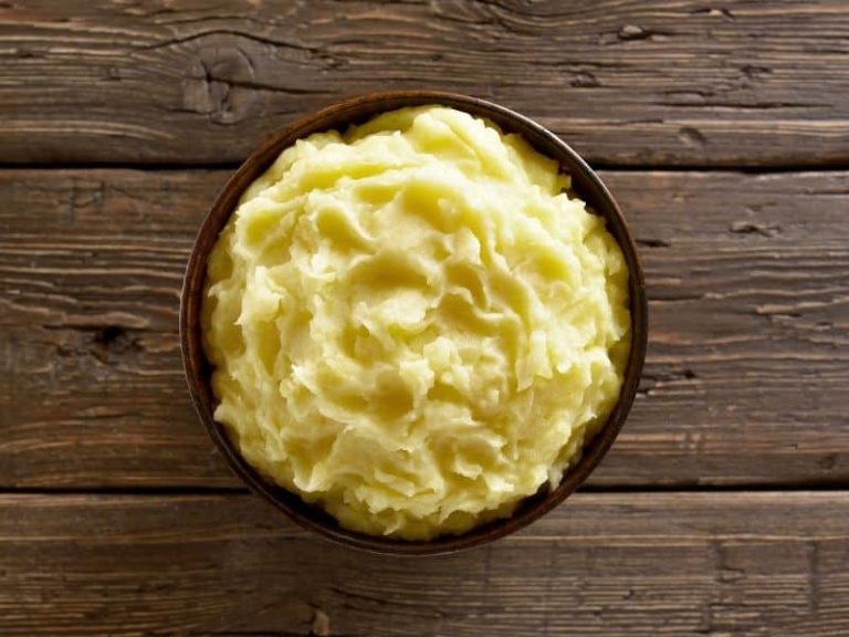 Store-Bought Mashed Potatoes: Best 9 With Taste Improvement Tips