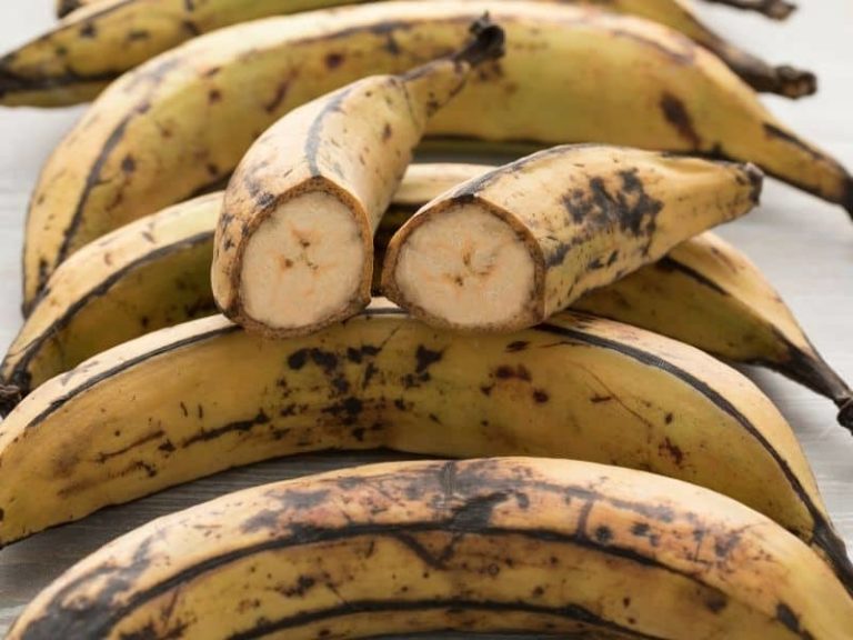 Best Plantain Substitutes And How to Cook Them