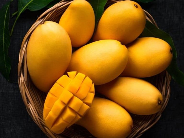 How to Shop, Pick and Store Mangoes: Ultimate Guide