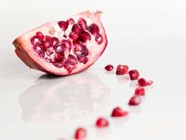 How To Store Pomegranates: Whole, Seeds, And Arils?